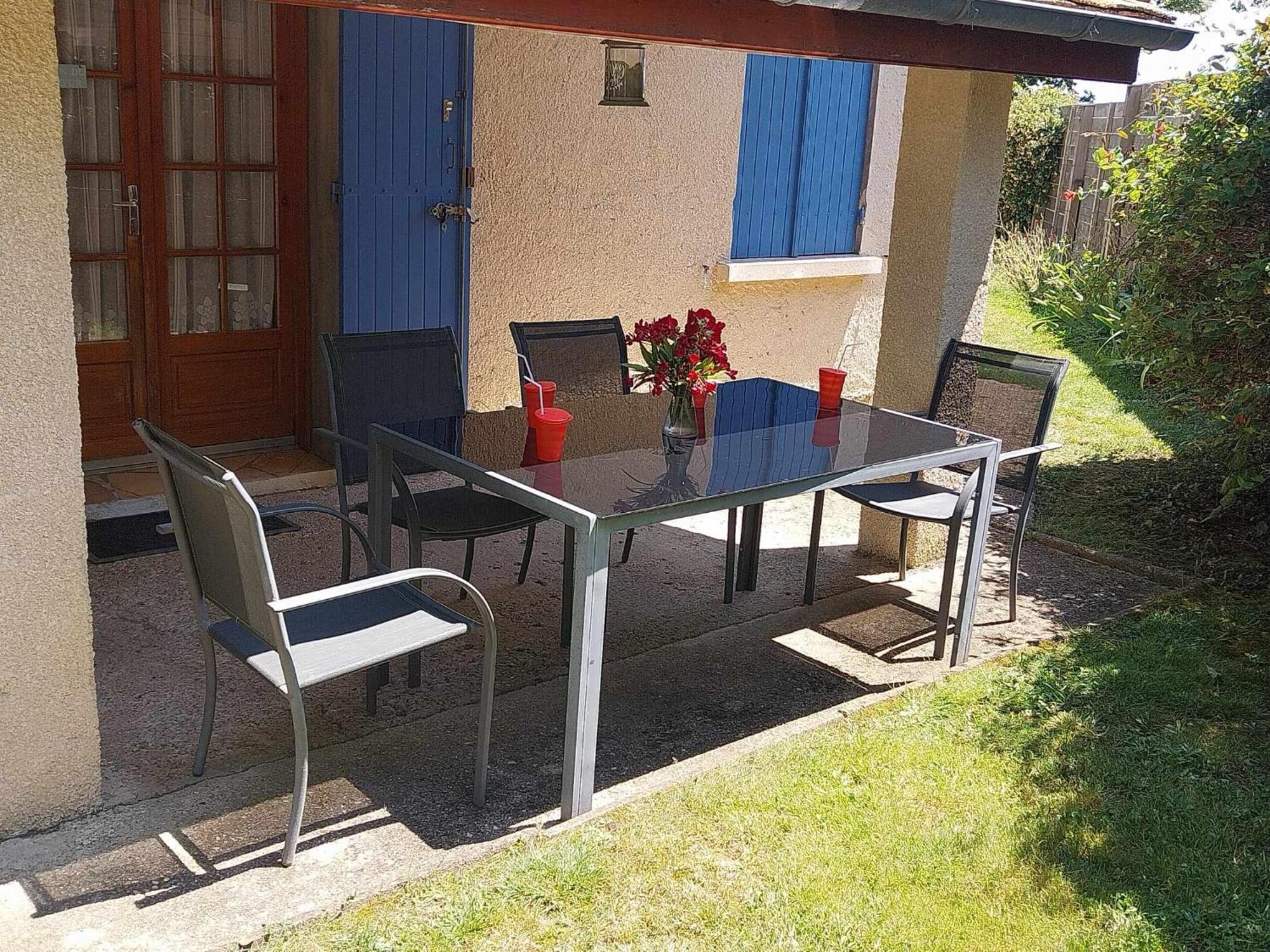 Les Bernus Bed and Breakfast Monfaucon  Buitenkant foto