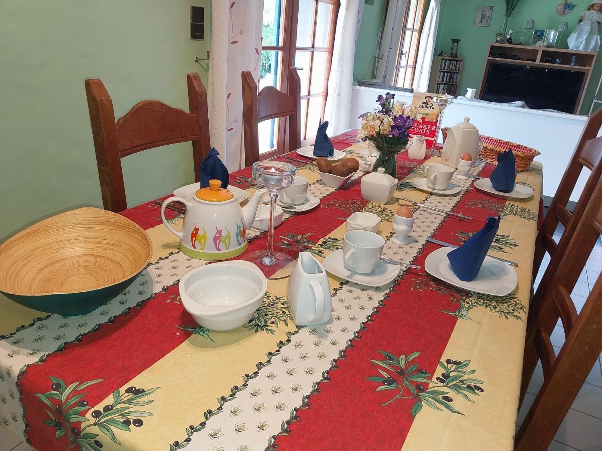 Les Bernus Bed and Breakfast Monfaucon  Buitenkant foto